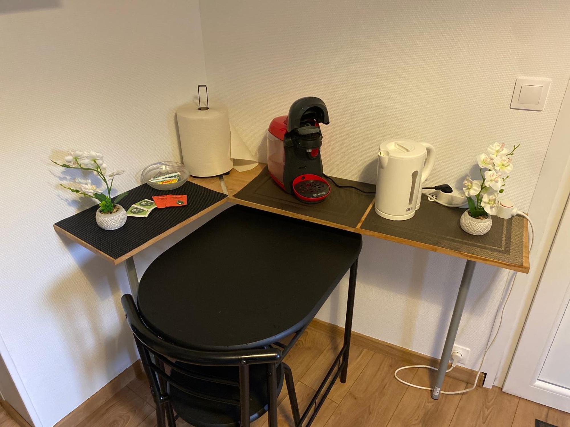 Sympathique Logement En Rez-De-Chausse, De 21M 2 Beauvais Exteriér fotografie