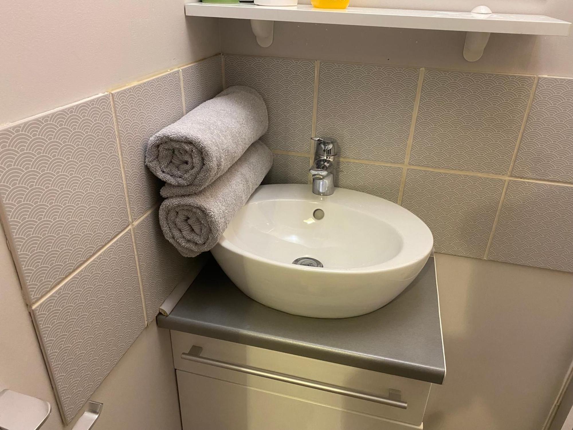 Sympathique Logement En Rez-De-Chausse, De 21M 2 Beauvais Exteriér fotografie
